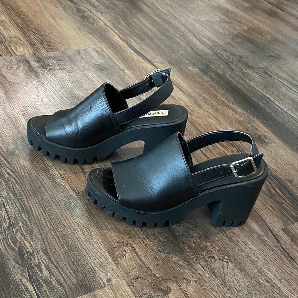 Steve Madden Black Chunky Platform Sandals
